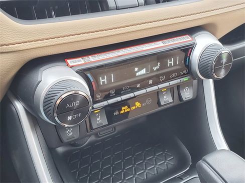 New 2025 Toyota RAV4 XLE image 31