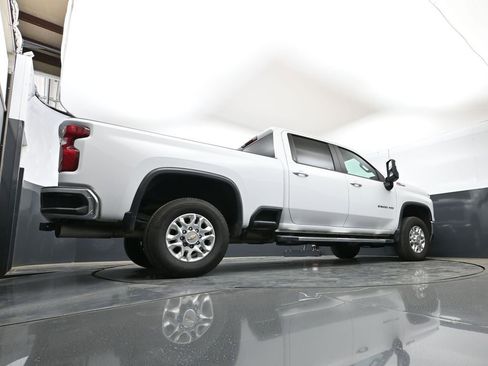 Used 2025 Chevrolet Silverado 2500 LT AWD/4WD image 43
