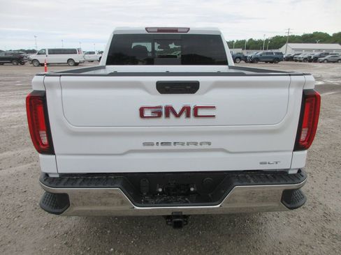 New 2026 GMC Sierra 1500 SLT AWD/4WD image 5