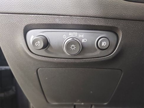 Used 2023 Buick Encore GX Preferred w/ Cold Weather Comfort Package image 29