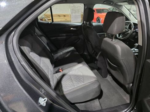 Used 2018 Chevrolet Equinox LT AWD/4WD image 30