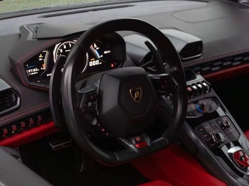 Used 2015 Lamborghini Huracan LP 610-4 image 9
