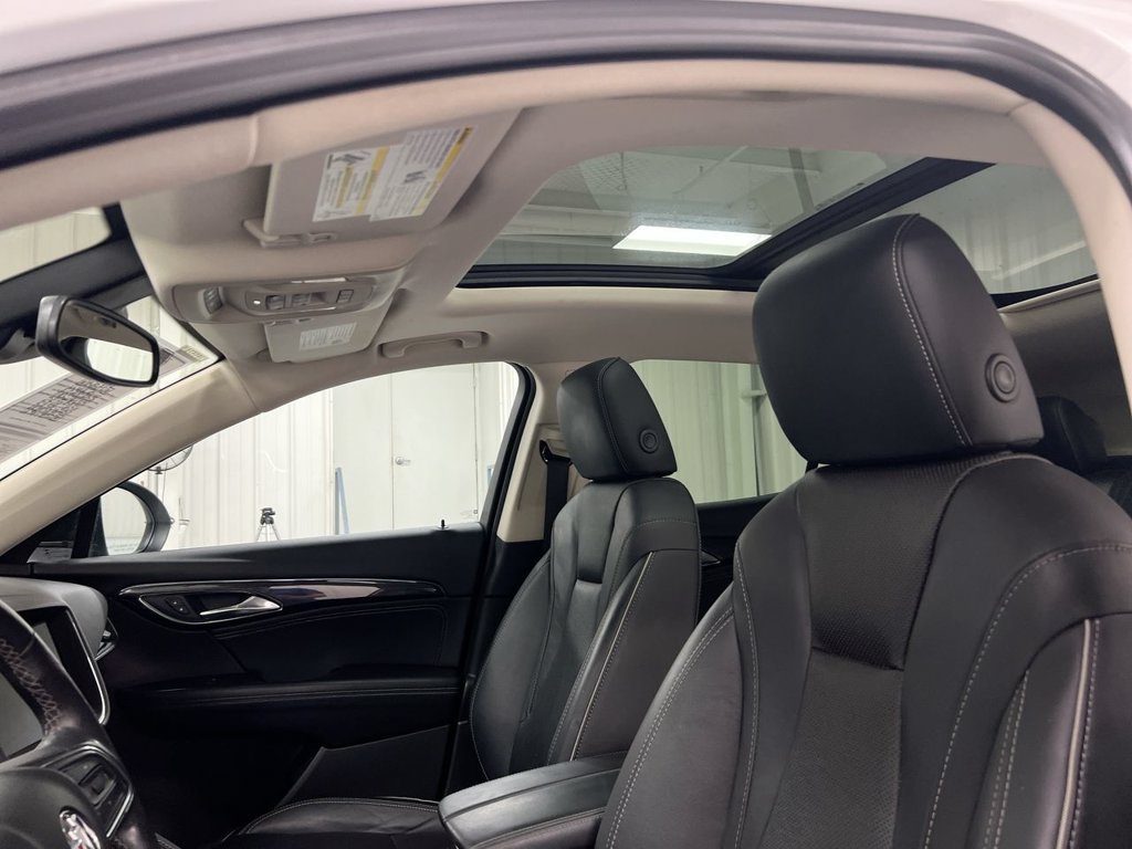 Used 2021 Buick Envision Essence w/ Technology Package I AWD/4WD image 20