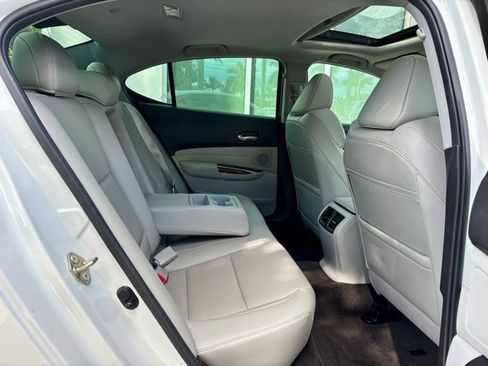 Used 2017 Acura TLX V6 w/ Technology Package image 13