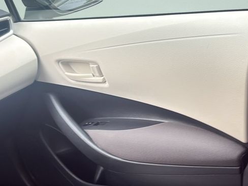 Used 2023 Toyota Corolla LE FWD image 14