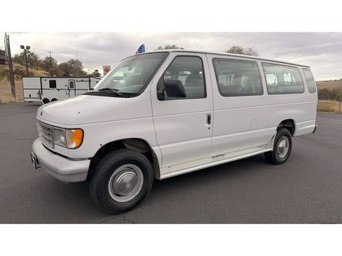 Used 1994 Ford E-350 and Econoline 350 Club Wagon image 4