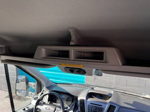 Used 2019 Ford Transit 350 XLT image 25