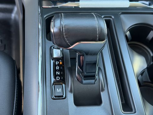 Used 2021 Ford F150 Lariat w/ Max Trailer Tow Package image 28