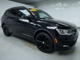 Used 2021 Volkswagen Tiguan SE R-Line image 2