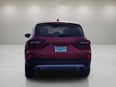 Used 2025 Ford Escape Active w/ Active Premium Tech Pack image 7
