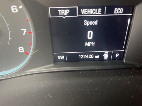 Used 2020 Chevrolet Traverse LS FWD image 17