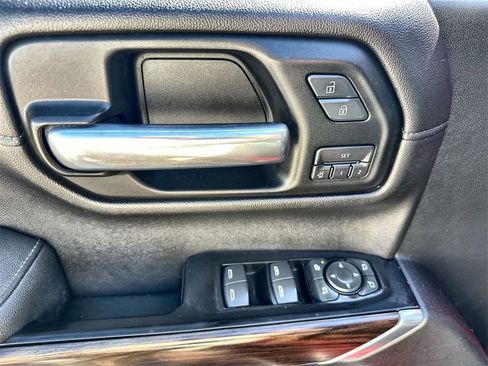 Used 2019 GMC Sierra 1500 SLT image 19