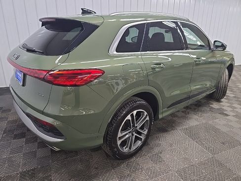 Used 2025 Audi Q5 Premium Plus w/ Premium Plus AWD/4WD image 10