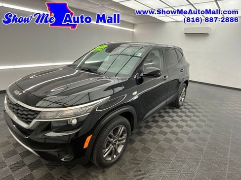 Used 2022 Kia Seltos LX AWD/4WD image 1