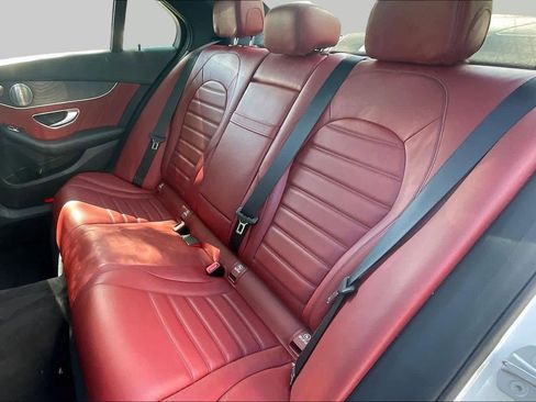 Used 2017 Mercedes-Benz C 300 4MATIC Sedan image 20