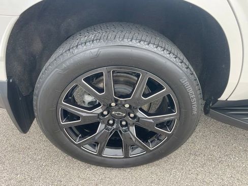 Used 2024 Chevrolet Tahoe RST w/ Luxury Package AWD/4WD image 30