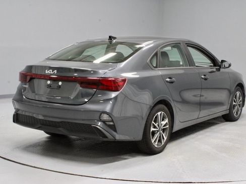 Used 2024 Kia Forte LXS FWD image 8