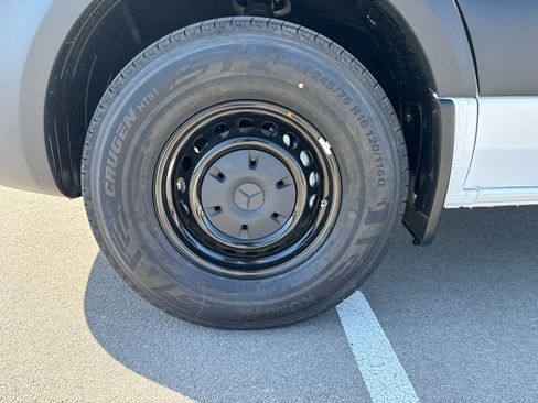 New 2026 Mercedes-Benz Sprinter 2500 image 9