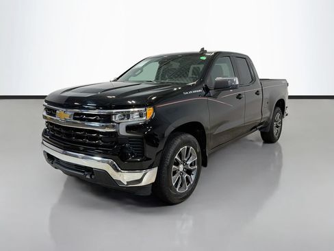 Used 2023 Chevrolet Silverado 1500 LT AWD/4WD image 5