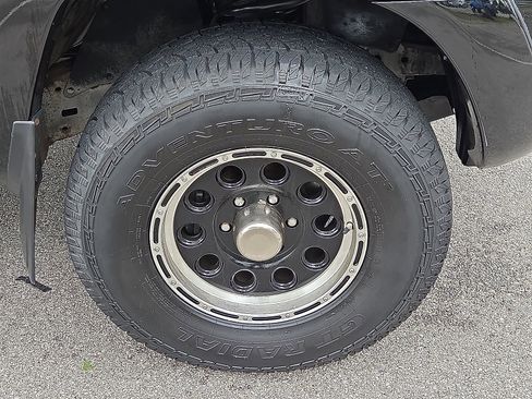 Used 2006 Toyota Tacoma PreRunner RWD image 7