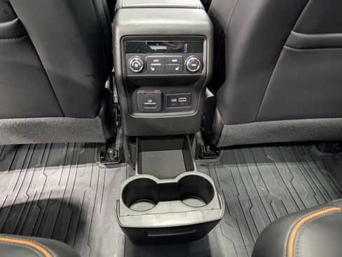 Used 2023 GMC Acadia AT4 w/ Preferred Package image 21