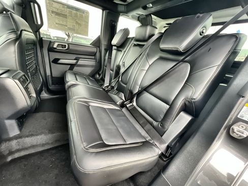 New 2025 Ford Bronco Badlands image 24