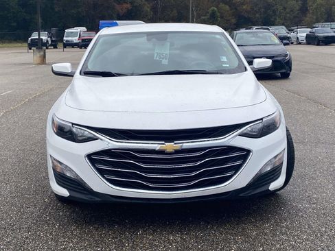 Used 2023 Chevrolet Malibu LT image 2