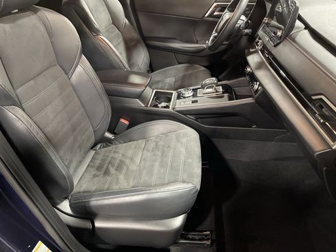 Used 2022 Mitsubishi Outlander SE image 15