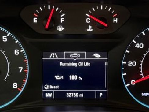 Used 2024 Chevrolet Malibu LT w/ Sport Edition FWD image 12