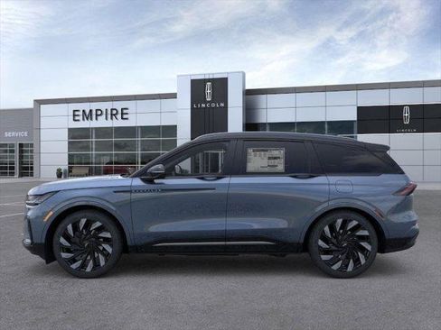 New 2025 Lincoln Nautilus Reserve w/ Jet Appearance Package image 3