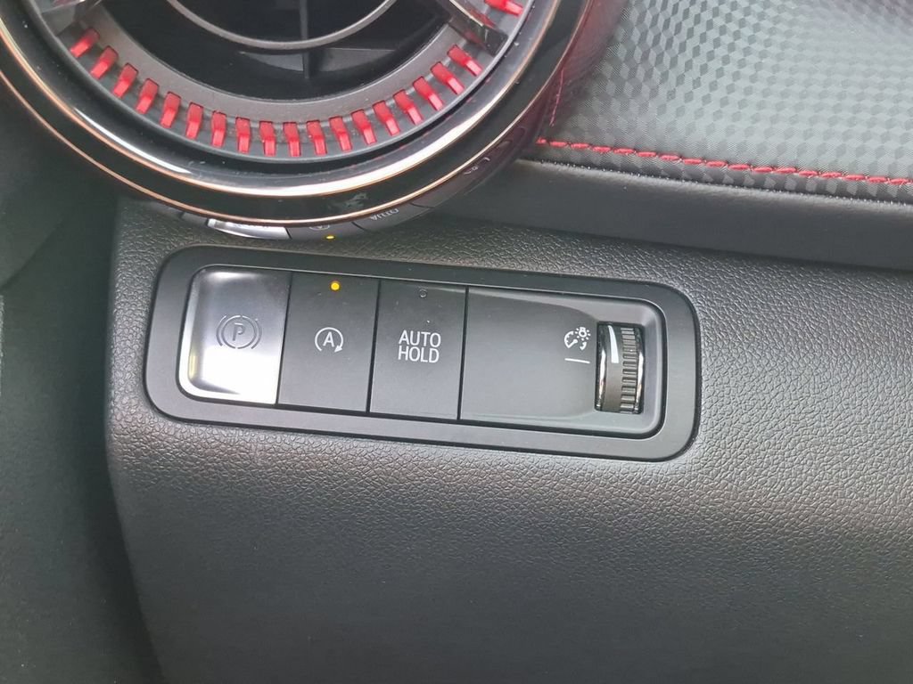 Used 2025 Chevrolet Equinox RS w/ Safety and Technology Package FWD image 18