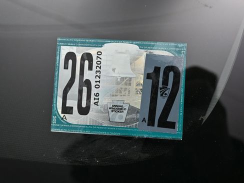 Used 2018 Tesla Model 3 Performance image 41