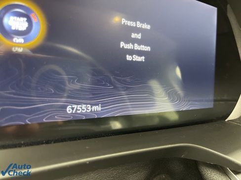 Used 2022 Jeep Grand Cherokee L Limited w/ Black Appearance Package image 17