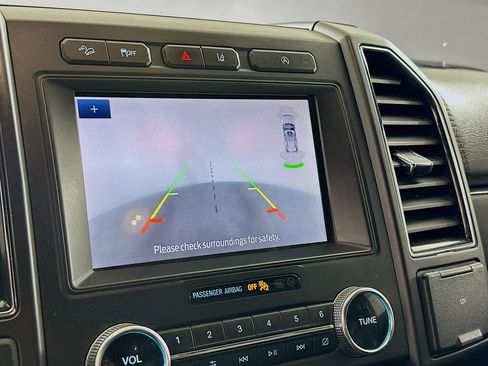 Used 2020 Ford Expedition Max Limited image 23