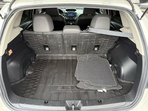 Used 2022 Subaru Crosstrek 2.5i Sport w/ Moonroof Package image 14