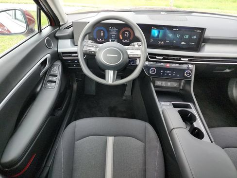 Used 2026 Hyundai Sonata Blue FWD image 17