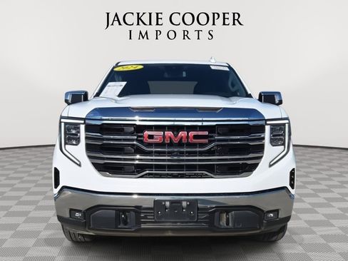 Used 2024 GMC Sierra 1500 SLT image 8