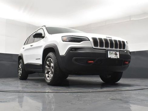 Used 2022 Jeep Cherokee Trailhawk w/ Sound & Nav Group AWD/4WD image 19
