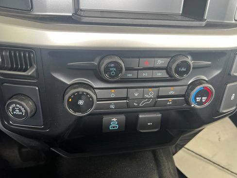 Used 2025 Ford F250 XL w/ XL Chrome Package RWD image 4