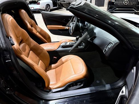 Used 2016 Chevrolet Corvette Stingray Coupe w/ 2LT Preferred Equipment Group image 26