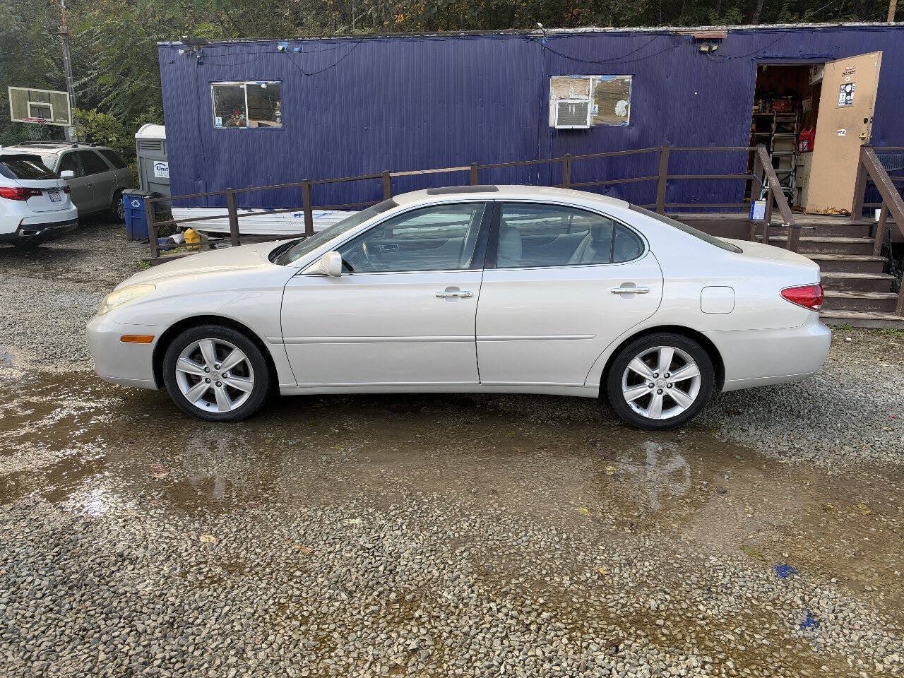 Used 2005 Lexus ES 330 FWD image 2