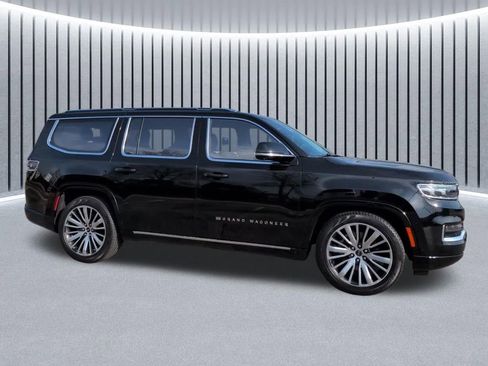 Certified 2023 Jeep Grand Wagoneer Series III AWD/4WD image 3