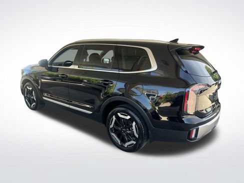Certified 2025 Kia Telluride EX w/ EX Captain's Chair Package AWD/4WD image 49