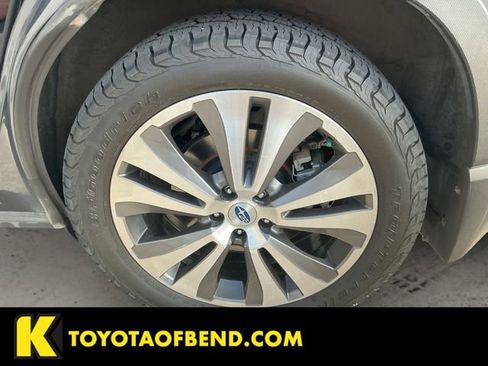 Used 2019 Subaru Ascent Touring w/ Popular Package #2A image 14