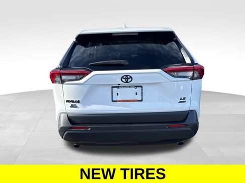 Used 2023 Toyota RAV4 LE image 4