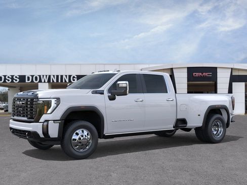 New 2026 GMC Sierra 3500 Denali Ultimate AWD/4WD image 2