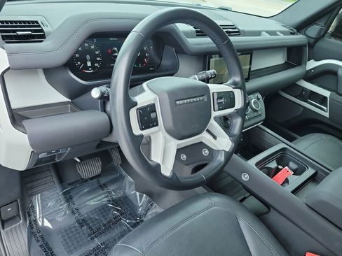 Certified 2023 Land Rover Defender 90 SE AWD/4WD image 21