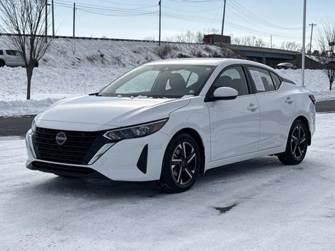 Used 2024 Nissan Sentra SV image 27