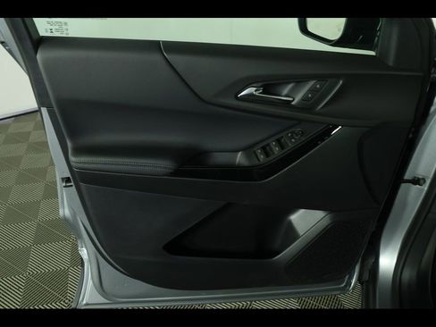 New 2026 Chevrolet Equinox LT w/ Safety and Technology Package AWD/4WD image 23