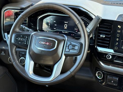 Used 2025 GMC Sierra 2500 SLE w/ SLE Convenience Package image 14